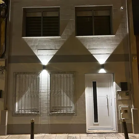 Casa de Férias A Do Mar. Casa En Pleno Centro De Sada. *